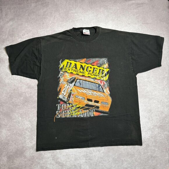Chase Authentic's Tony Stewart Race Car Graphic Tee - Picture 1 of 6